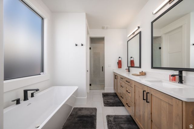 353 S WATER COURSE DR, Washington, UT 84780