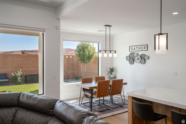 353 S WATER COURSE DR, Washington, UT 84780