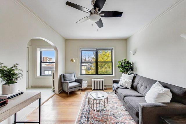 1824 N Lincoln Park West 211, Chicago, IL 60614