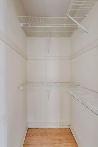 1824 N Lincoln Park West 211, Chicago, IL 60614