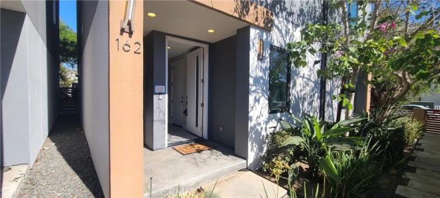 162 W Robinson, San Diego, CA 92103
