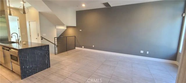 162 W Robinson, San Diego, CA 92103