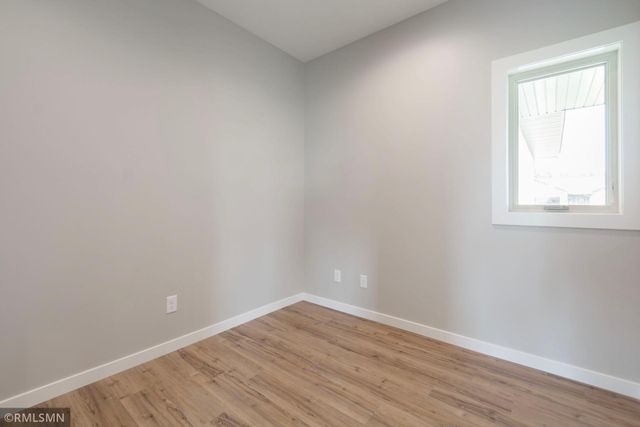 1534 9th Avenue SW, Hutchinson, MN 55350