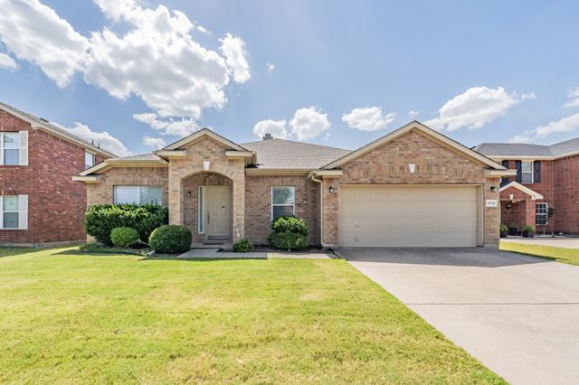 5319 Duval Drive, Grand Prairie, TX 75052