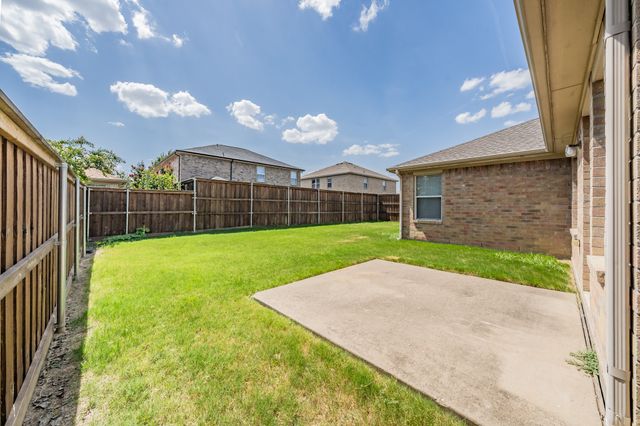 5319 Duval Drive, Grand Prairie, TX 75052