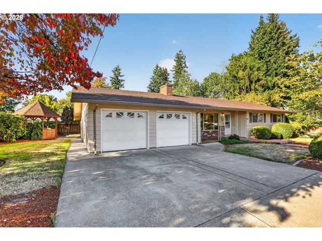 230 Sw 7TH Ave, Canby, OR 97013