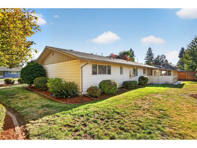 230 Sw 7TH Ave, Canby, OR 97013