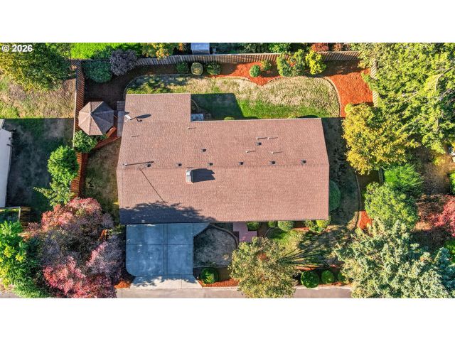 230 Sw 7TH Ave, Canby, OR 97013