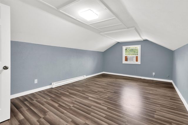 721 S First Street, Sherman, TX 75090