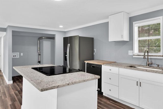 721 S First Street, Sherman, TX 75090