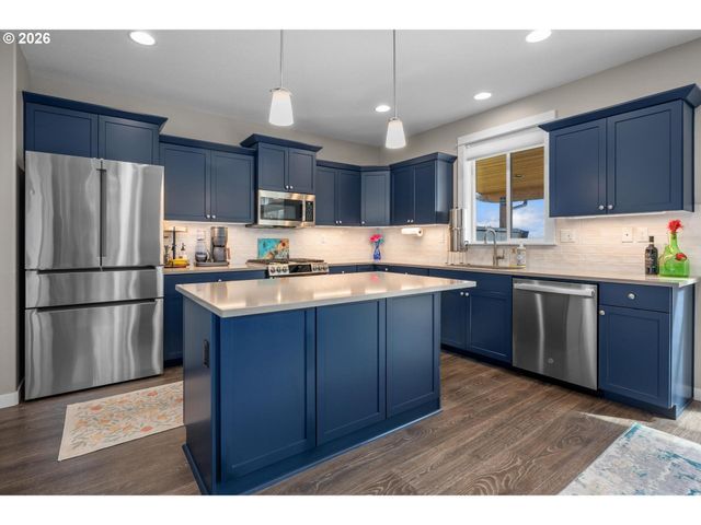 50440 CANARY Ln, Scappoose, OR 97056