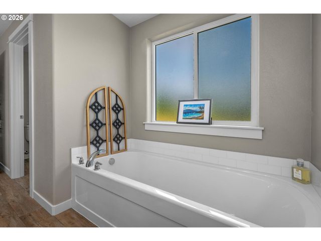 50440 CANARY Ln, Scappoose, OR 97056