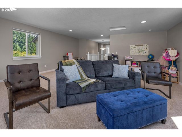 50440 CANARY Ln, Scappoose, OR 97056