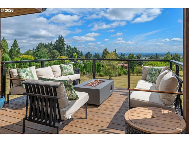 50440 CANARY Ln, Scappoose, OR 97056