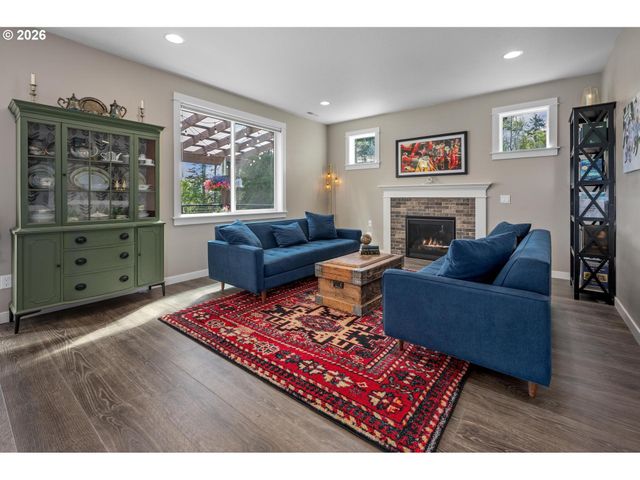 50440 CANARY Ln, Scappoose, OR 97056