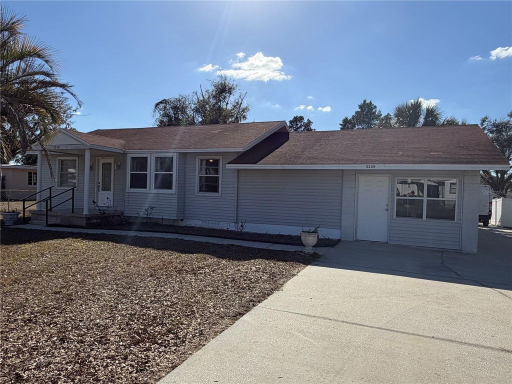 Image 1 of property listing at 5335 6TH STREET, Zephyrhills, FL 33542