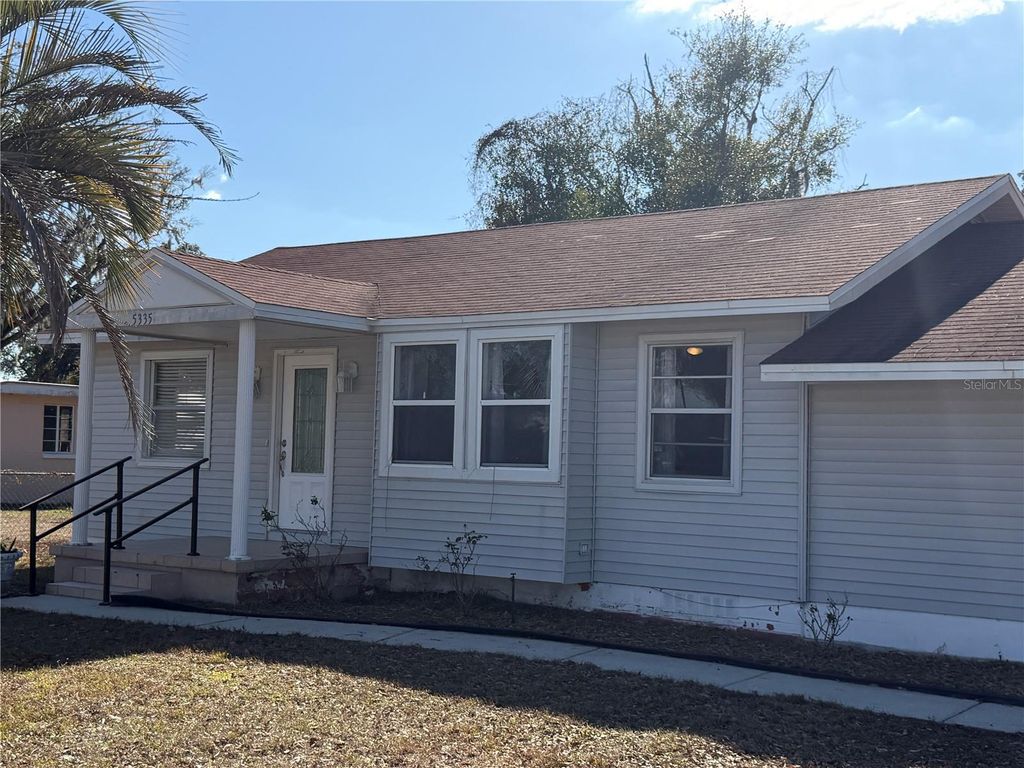 Image 2 of property listing at 5335 6TH STREET, Zephyrhills, FL 33542