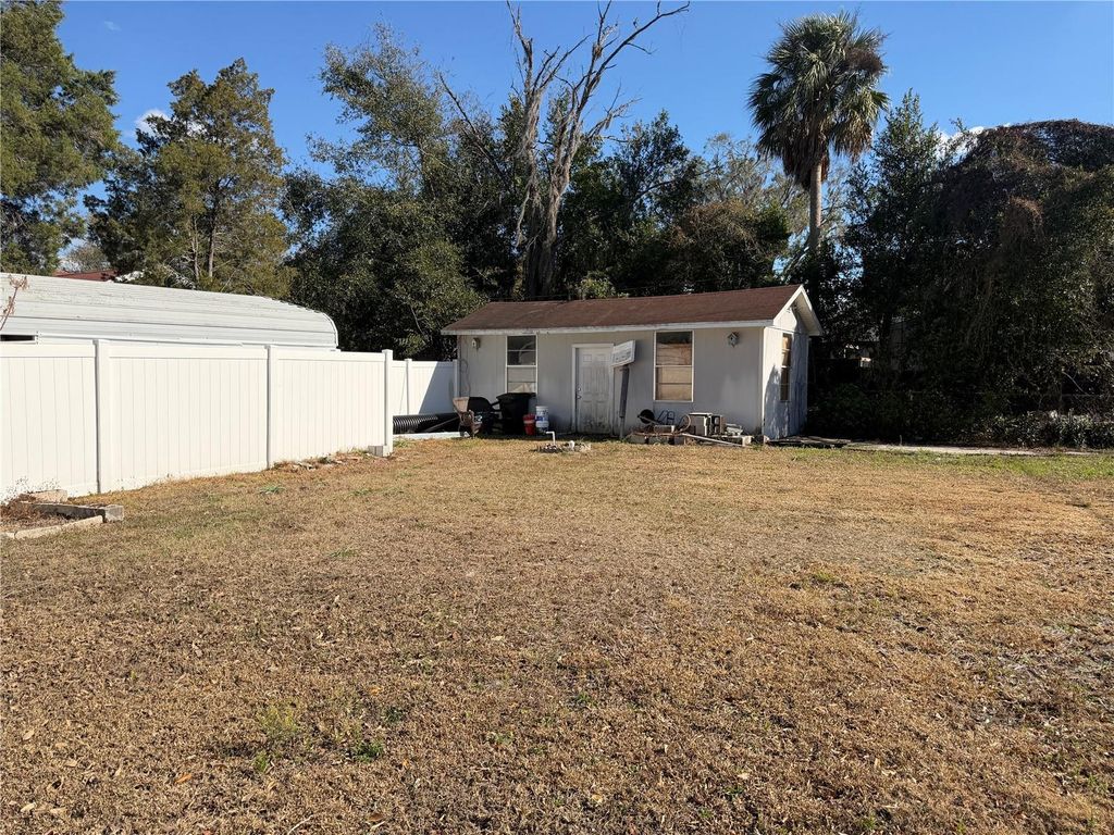Image 29 of property listing at 5335 6TH STREET, Zephyrhills, FL 33542
