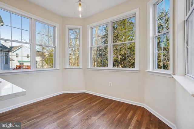 5 MCELROY LN, Belle Mead, NJ 08502