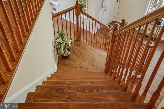 5 MCELROY LN, Belle Mead, NJ 08502