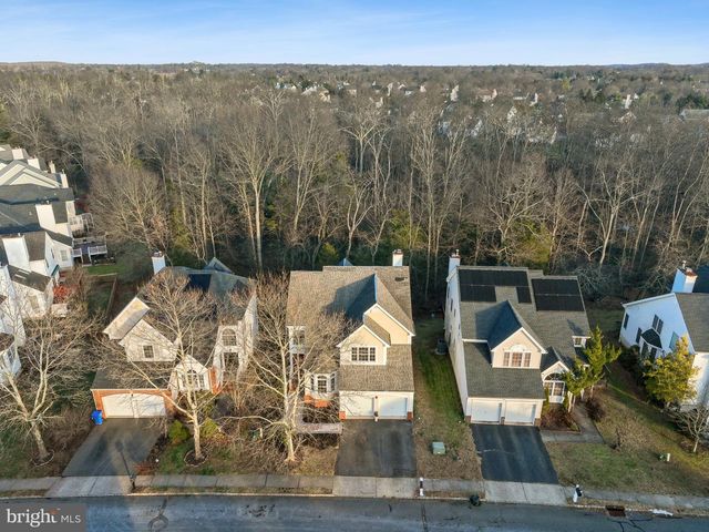 5 MCELROY LN, Belle Mead, NJ 08502