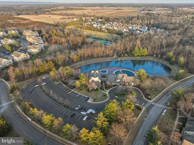 5 MCELROY LN, Belle Mead, NJ 08502