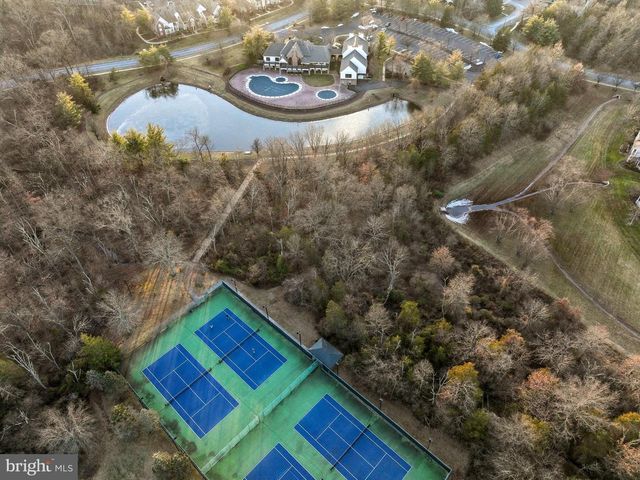 5 MCELROY LN, Belle Mead, NJ 08502