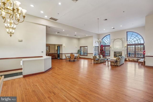 5 MCELROY LN, Belle Mead, NJ 08502