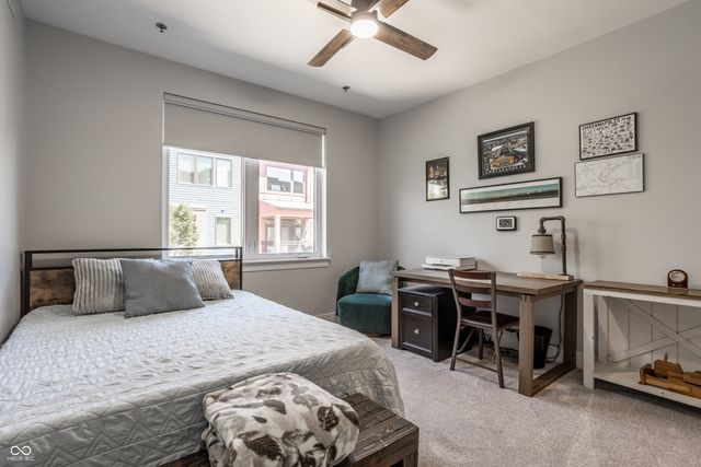 622 E 10th Street 205, Indianapolis, IN 46202