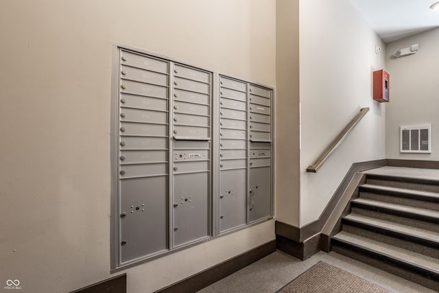 622 E 10th Street 205, Indianapolis, IN 46202