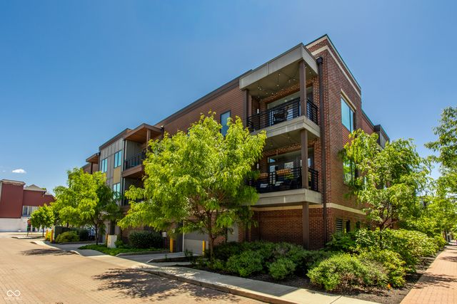 622 E 10th Street 205, Indianapolis, IN 46202