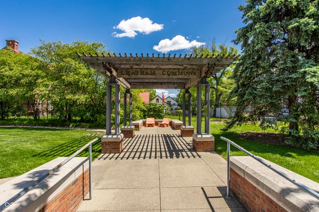 622 E 10th Street 205, Indianapolis, IN 46202