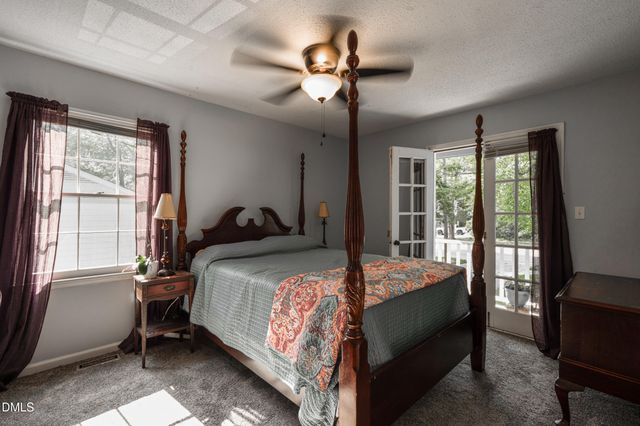 1008 E Millbrook Road, Raleigh, NC 27609