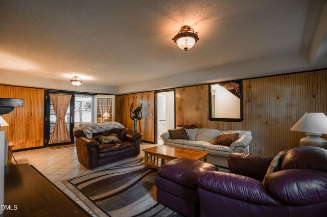 1008 E Millbrook Road, Raleigh, NC 27609