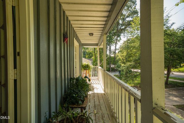 1008 E Millbrook Road, Raleigh, NC 27609