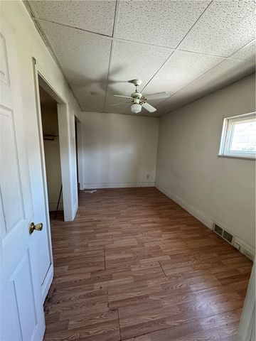 110 13th St, Conway, PA 15027