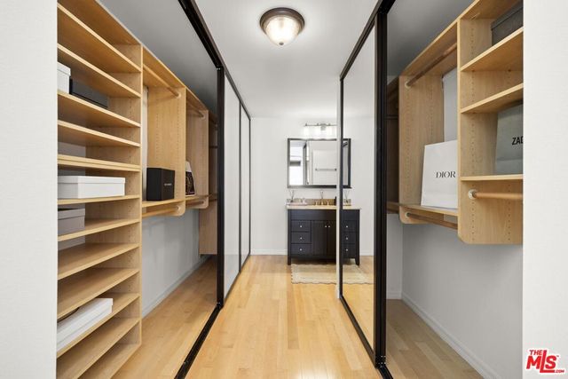 925 14th Street 19, Santa Monica, CA 90403