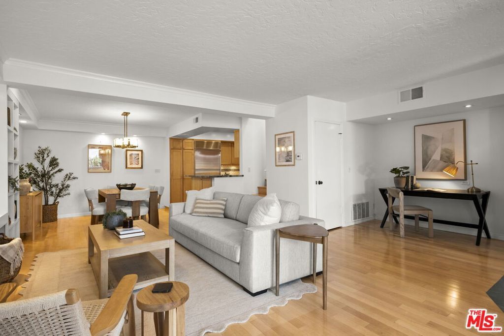 925 14th Street 19, Santa Monica, CA 90403