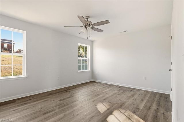 858 W 12th Street, Winston-salem, NC 27105