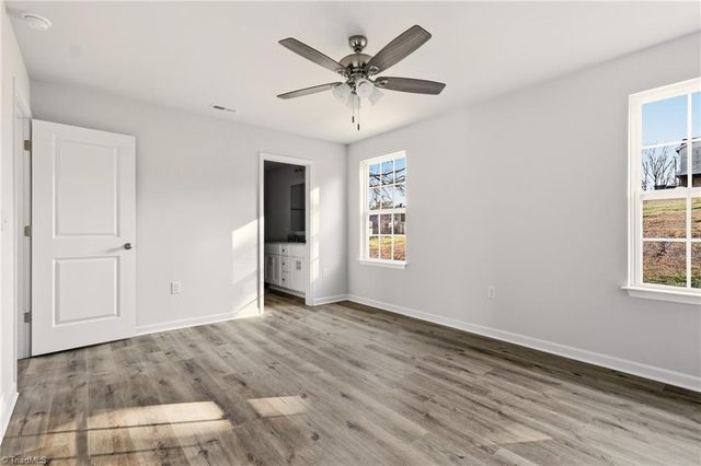 858 W 12th Street, Winston-salem, NC 27105