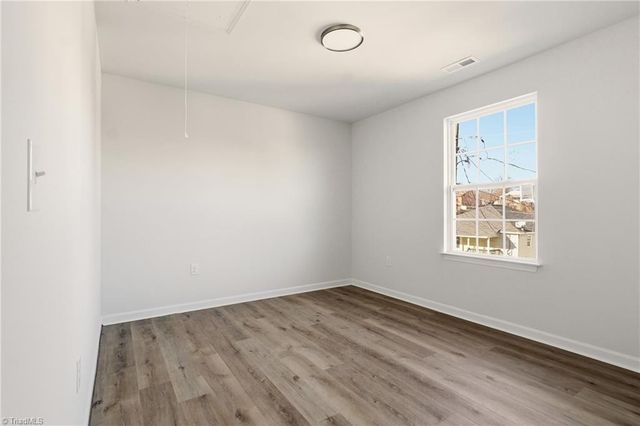 858 W 12th Street, Winston-salem, NC 27105