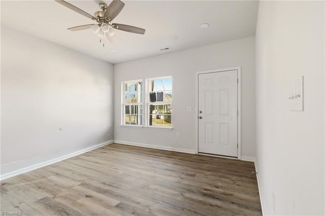 858 W 12th Street, Winston-salem, NC 27105