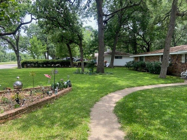 2333 N Carrier Parkway, Grand Prairie, TX 75050