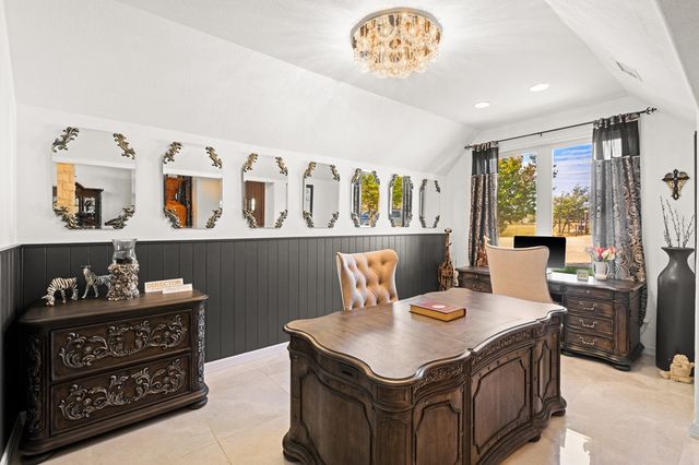 165 Williams Trail, Kerrville, TX 78028