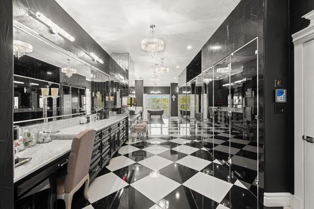 165 Williams Trail, Kerrville, TX 78028