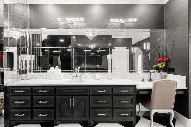 165 Williams Trail, Kerrville, TX 78028