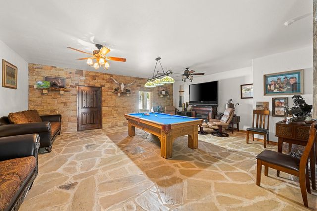 165 Williams Trail, Kerrville, TX 78028