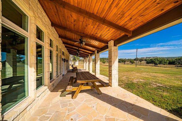 165 Williams Trail, Kerrville, TX 78028