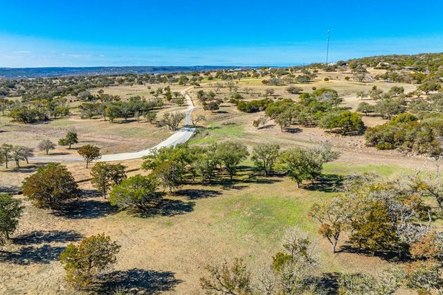 165 Williams Trail, Kerrville, TX 78028