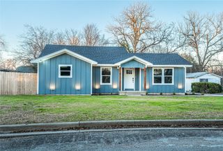 1019 E Walnut Street, Hillsboro, TX 76645